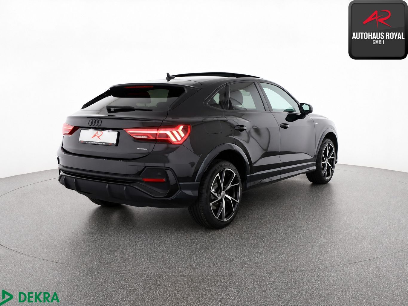Audi Q3 Sportback 45 TFSI qu 3x S LINE MATRIX,SONOS foto 5