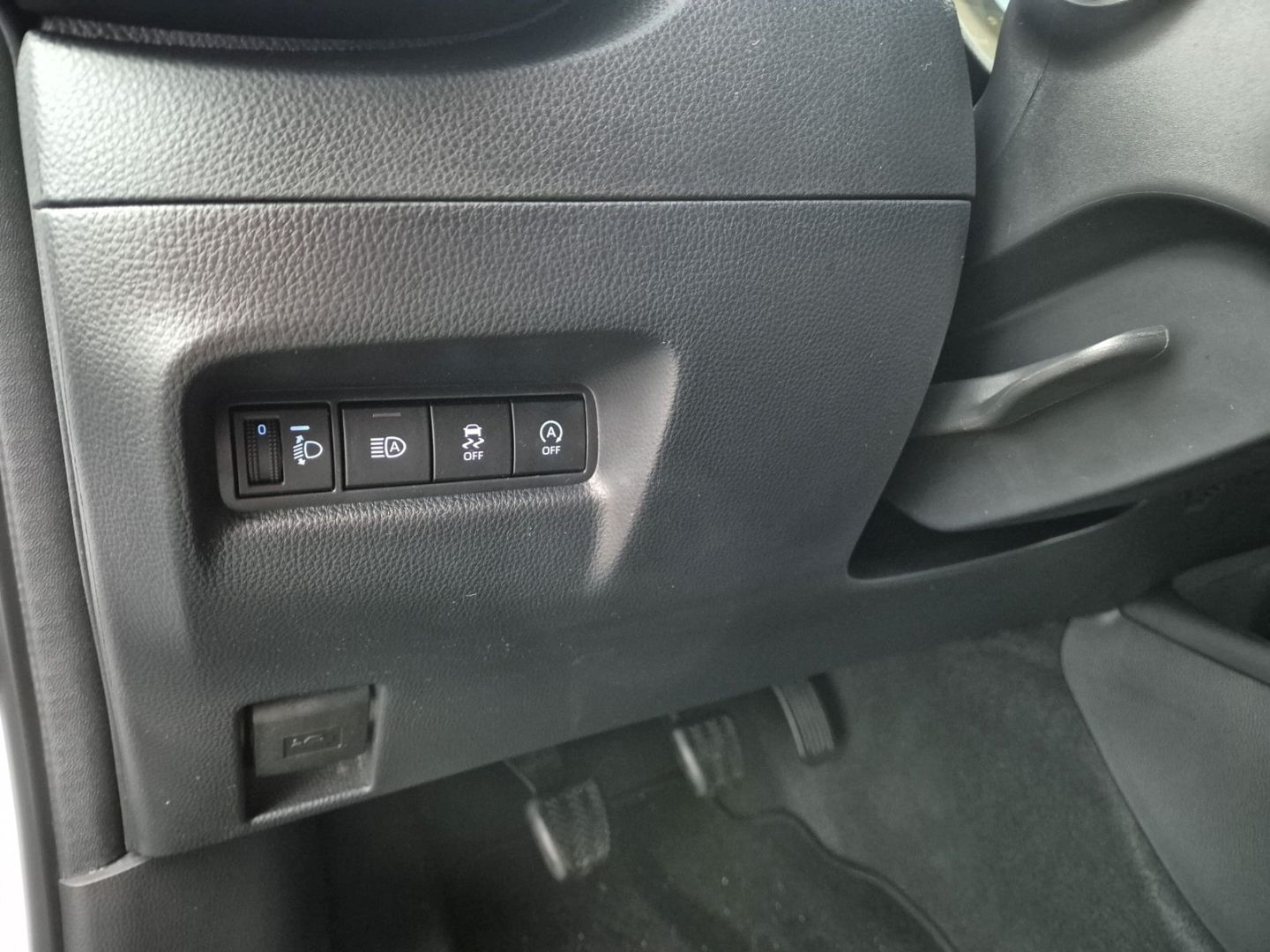 Fahrzeugabbildung Toyota Aygo X AYGO 1,0 Play Apple CarPlay Android Auto