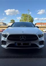 Mercedes-Benz Mercedes Benz A220 AMG Line - Mercedes-Benz A-Klasse: Sportwagen