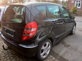 Mercedes-Benz MERCEDES A150 AVANTGARDE PDC LEDER AHK TEM... - Mercedes-Benz A 150 in Bochum