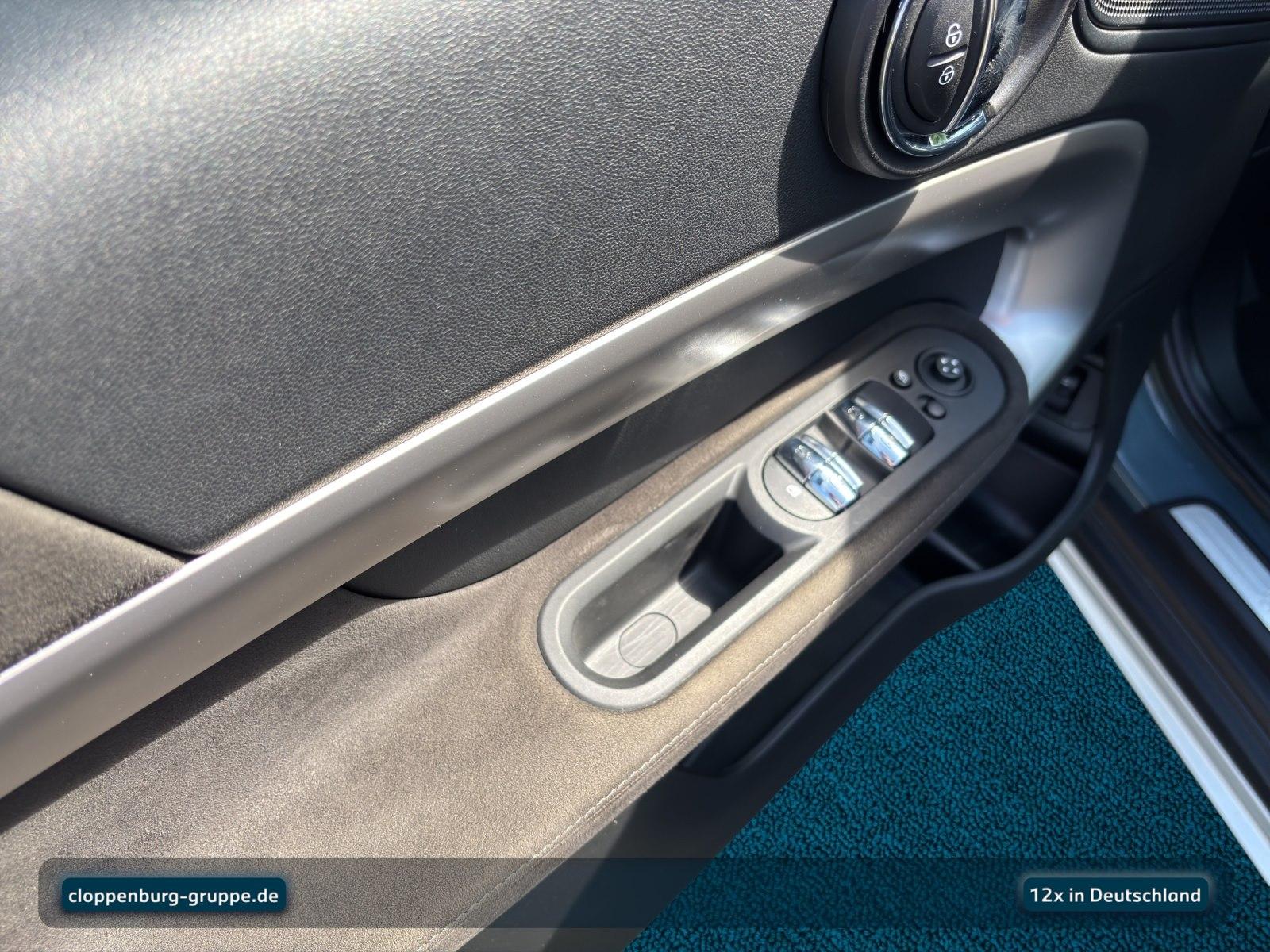 MINI Countryman S ALL4 Head-Up+Navi+Pano+Kamera+ACC