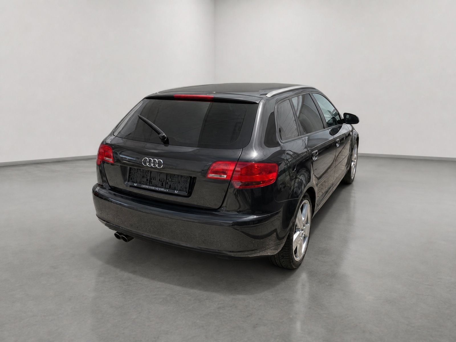 AUDI A3 A3 Sportback 2.0 TDI S line Sportpaket plus, Ansicht 4