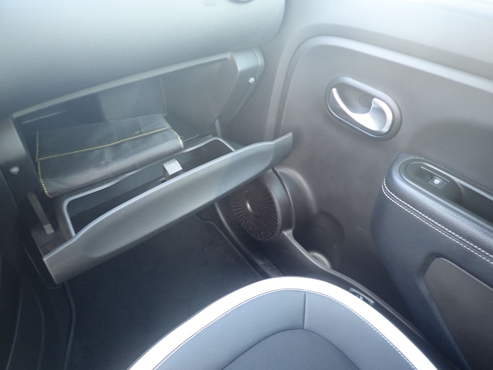 Fahrzeugabbildung Renault Twingo Urban Night Electric