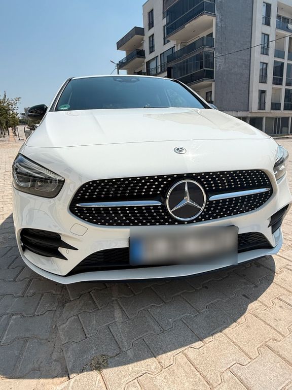 Image of Mercedes-Benz B 200