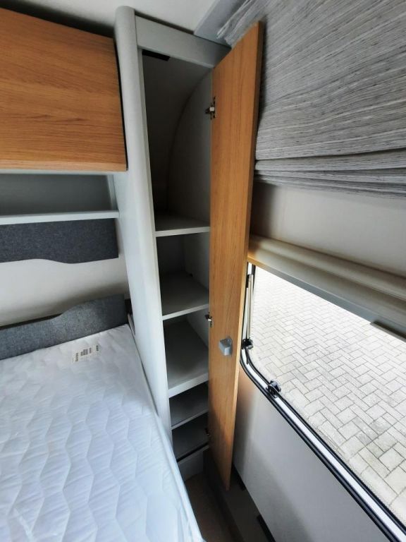 Fahrzeugabbildung Bürstner B66 560 TK Verfüg./Sparen Sie 4.630,- €