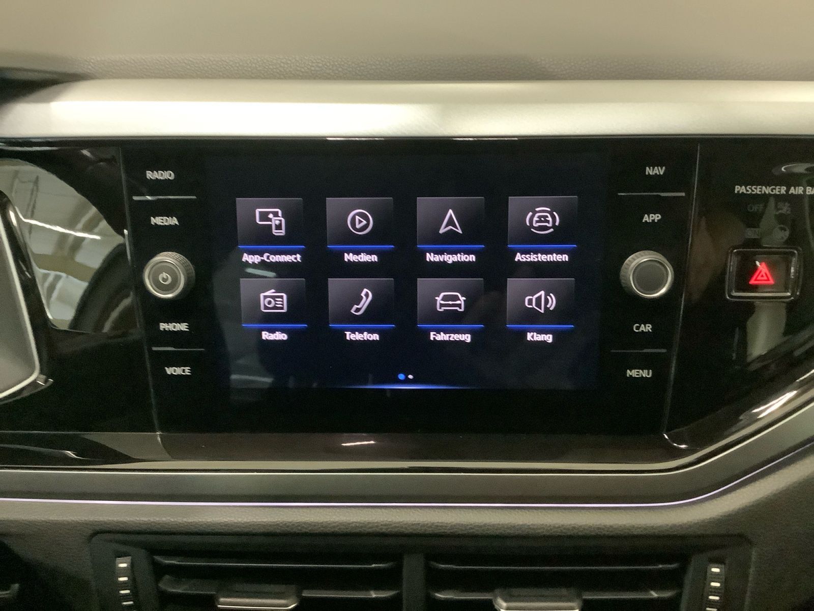 Polo Active 1,0 TSI 70 kW Climatronic, SHZ, App