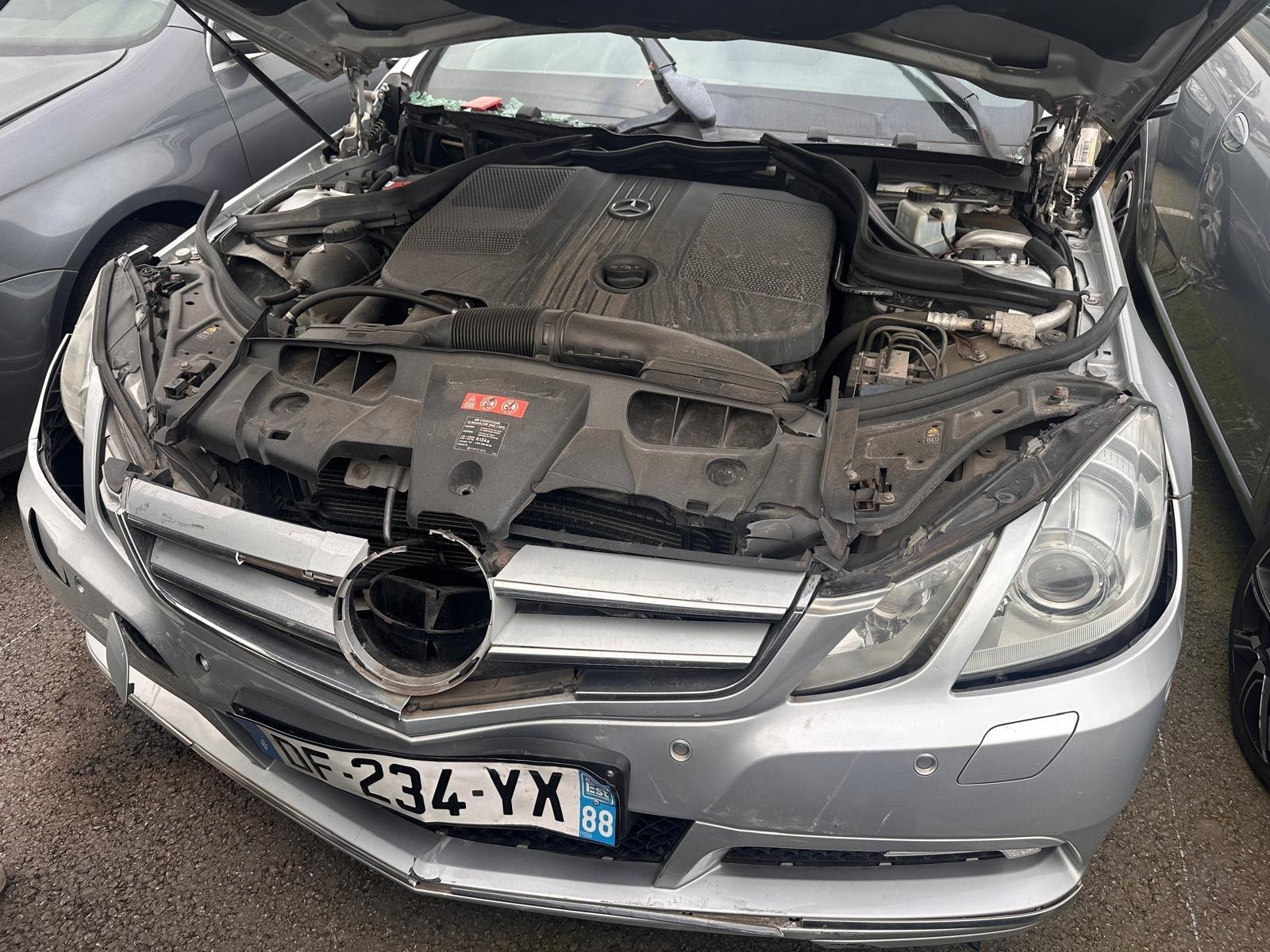 Mercedes-Benz E 250 Coupé E 250 CDI BlueEFFICIENCY AVANTG.