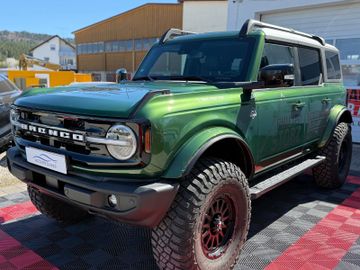 Ford Bronco - 5