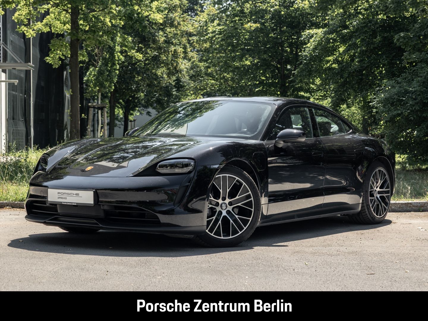 PORSCHE Taycan 20-Zoll Rückfahrkamera Performancebatt.+