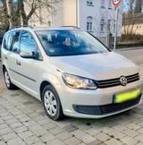 BMW VW Touran 12/2011.   7 sitzer - BMW: 7 V12