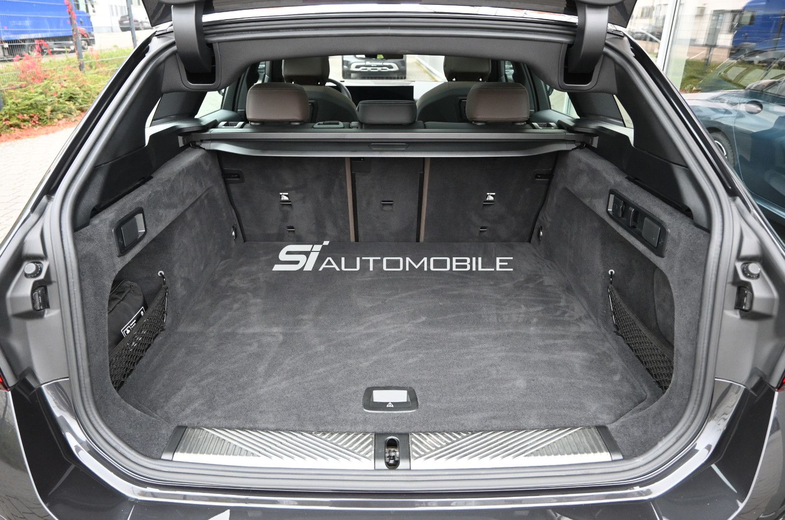 Fahrzeugabbildung BMW 540d xDrive Touring M-Sport °PANO°ICONIC°STANDHZ