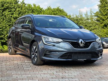 Bild 3 Renault Megane BLUE dCi 115 Intens Grandtour