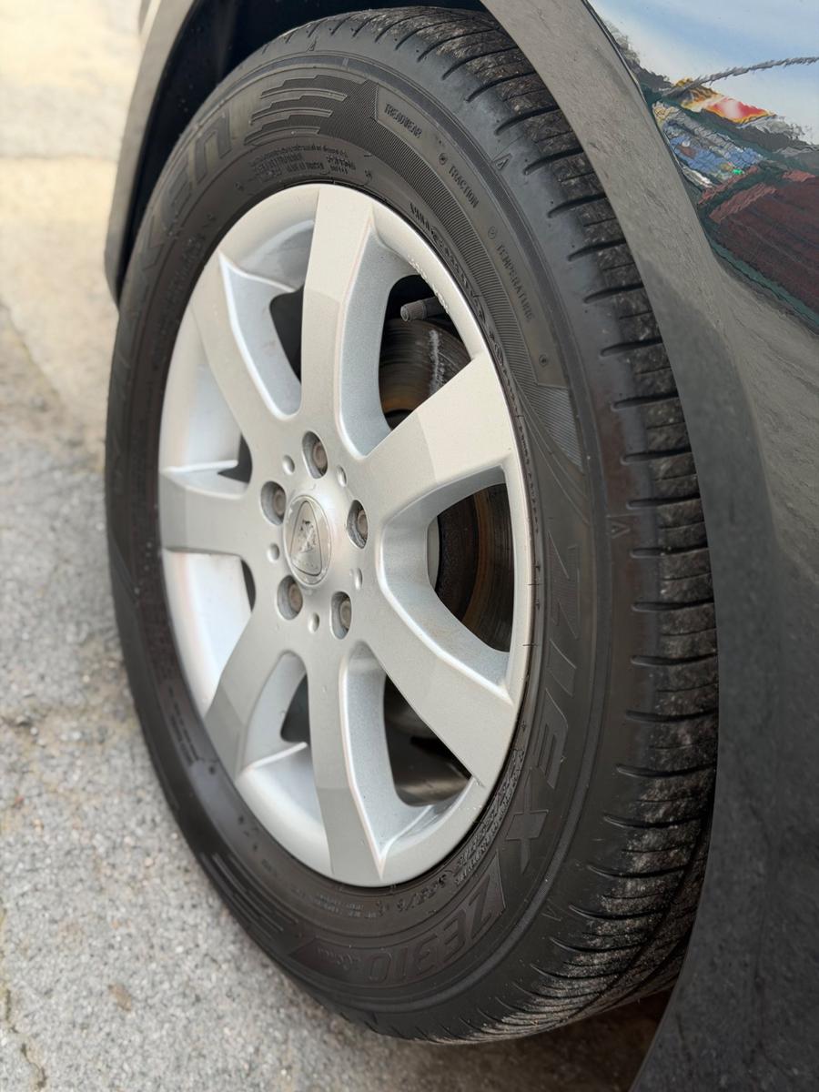 Ford Focus 2013 — photo 8
