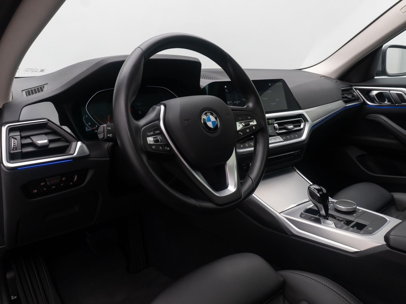Fahrzeugabbildung BMW 420 Gran Coup&eacute; Alarm DAB Kamera Glasdach Sport