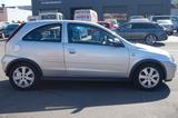 Opel Corsa C Edition*1.2l*KLIMAAUTOMATIK*PDC*TÜV NEU* - Opel Corsa aus 2005: C