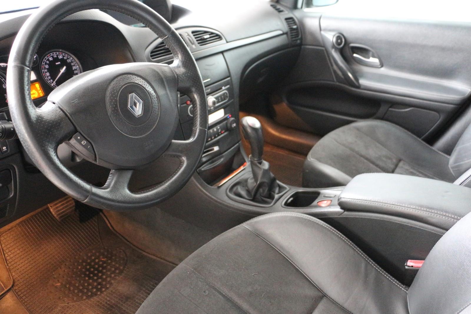 Renault Laguna 2006 — photo 18