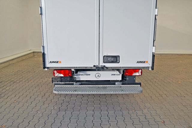 Fahrzeugabbildung Mercedes-Benz Sprinter 316 CDI/43 Maxi LR JUNGE Koffer #72T586