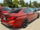 BMW M5 Lim. Competition Born in M Town Edition - BMW M5: Orange
