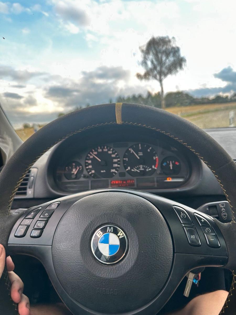 BMW 320 2005 — engine 150 HP (110kW)