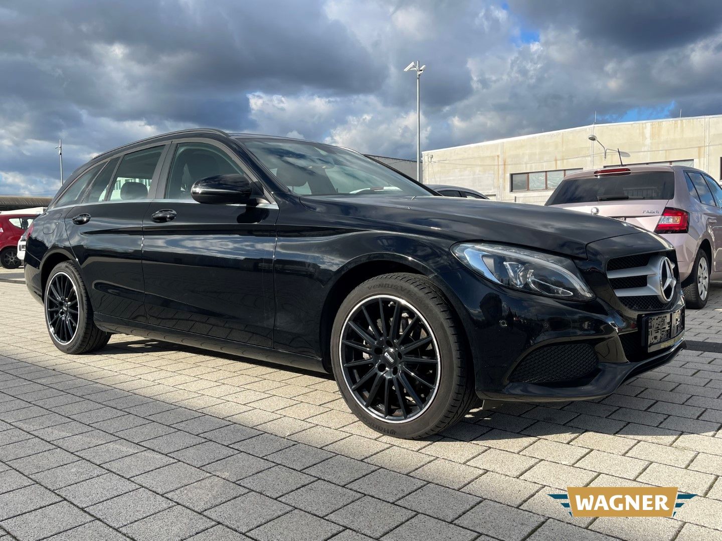 Fahrzeugabbildung Mercedes-Benz C 220 T BlueTec d Automatik Sitzheizung