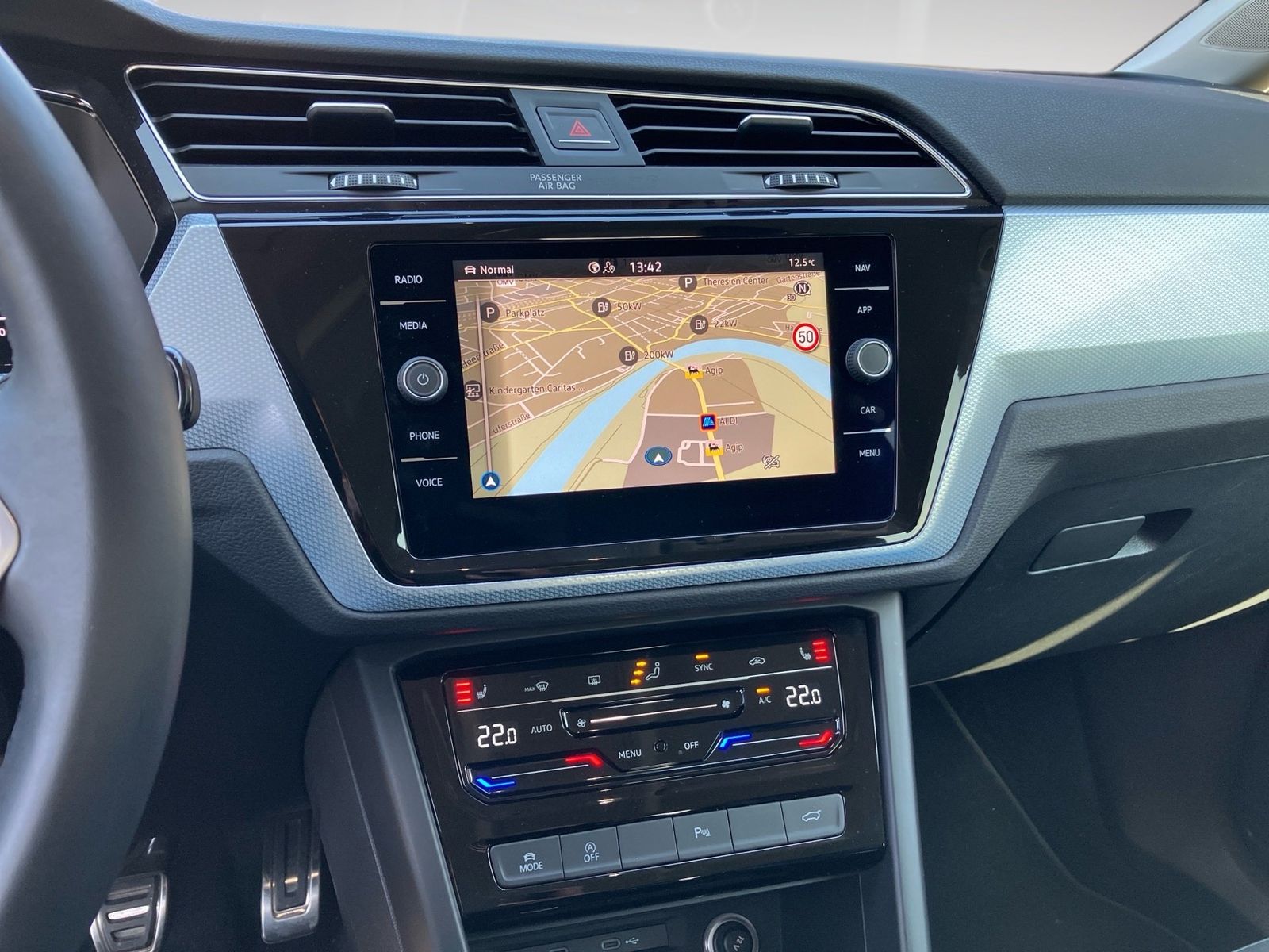 Volkswagen Touran - Bild 12