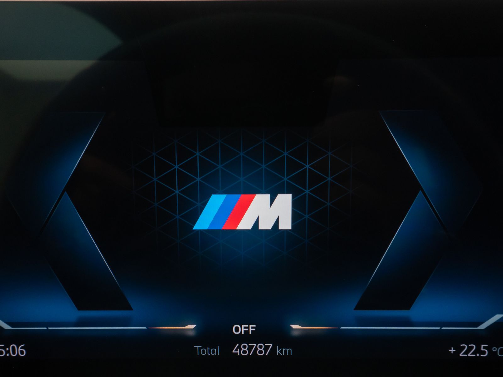 Fahrzeugabbildung BMW M340i xD HUD DAB H/K DrivingAssist Memory 19Zoll