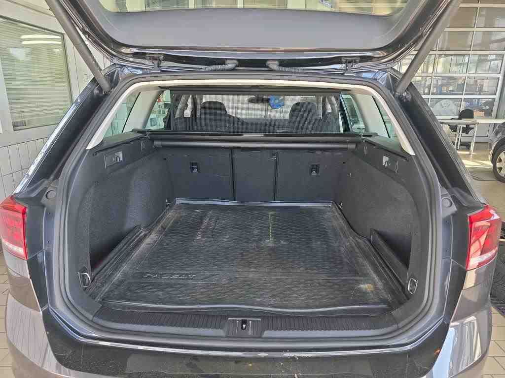 Volkswagen Passat Variant - Bild 18