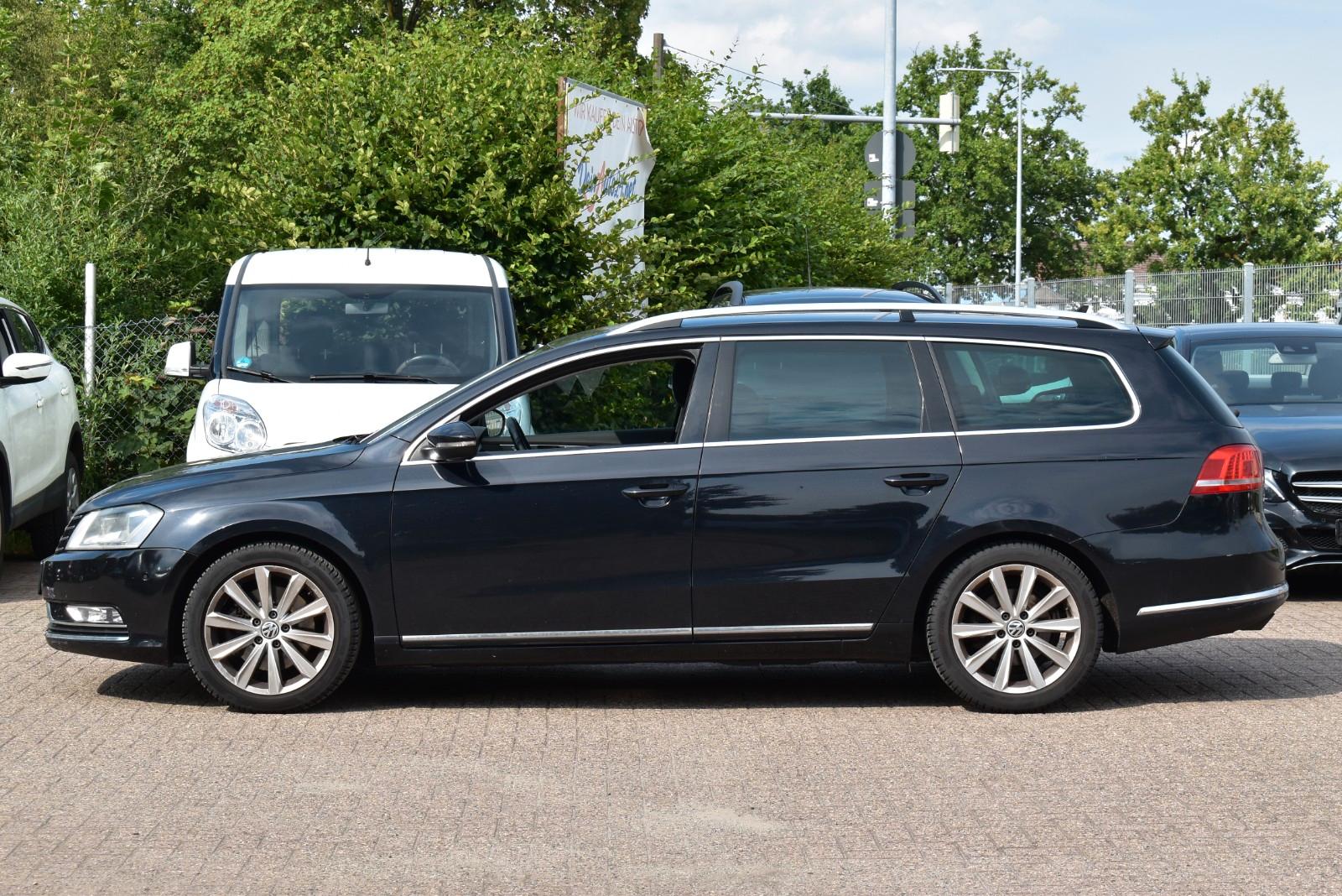 Volkswagen Passat 2011 — photo 8