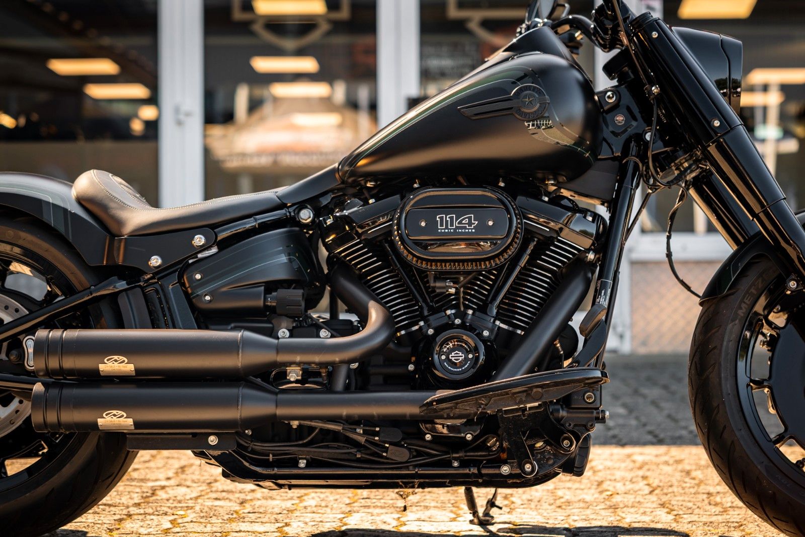 Fahrzeugabbildung Harley-Davidson DARK BOY 114 ci - FAT BOY FLFBS - JEKILL & HYDE