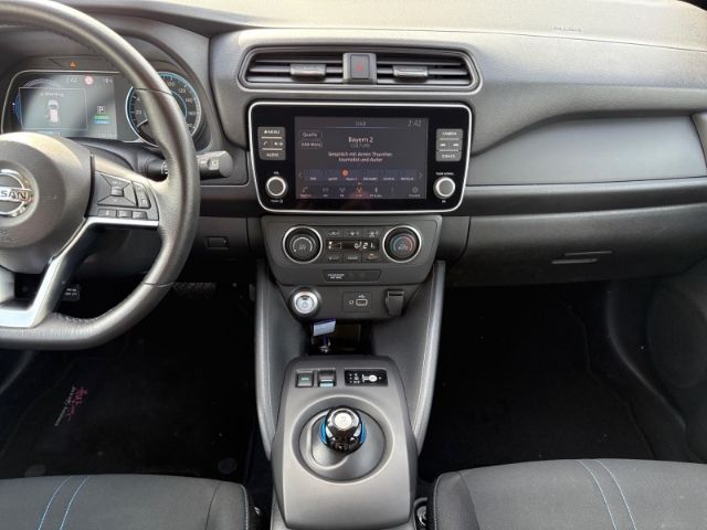 Fahrzeugabbildung Nissan Leaf Acenta +CARPLAY+RFK+KLIMA+DAB+TEMPOMAT+UVM+