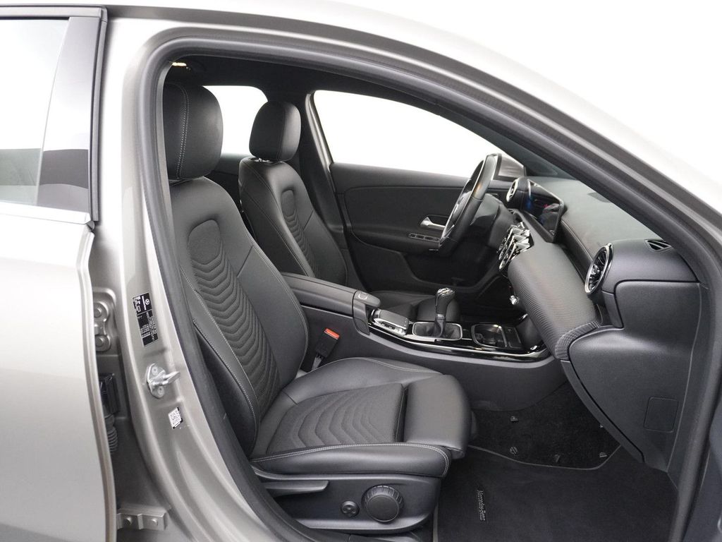 Mercedes-Benz A 160 Business Solution Plus | AHK Wegklapbaar |