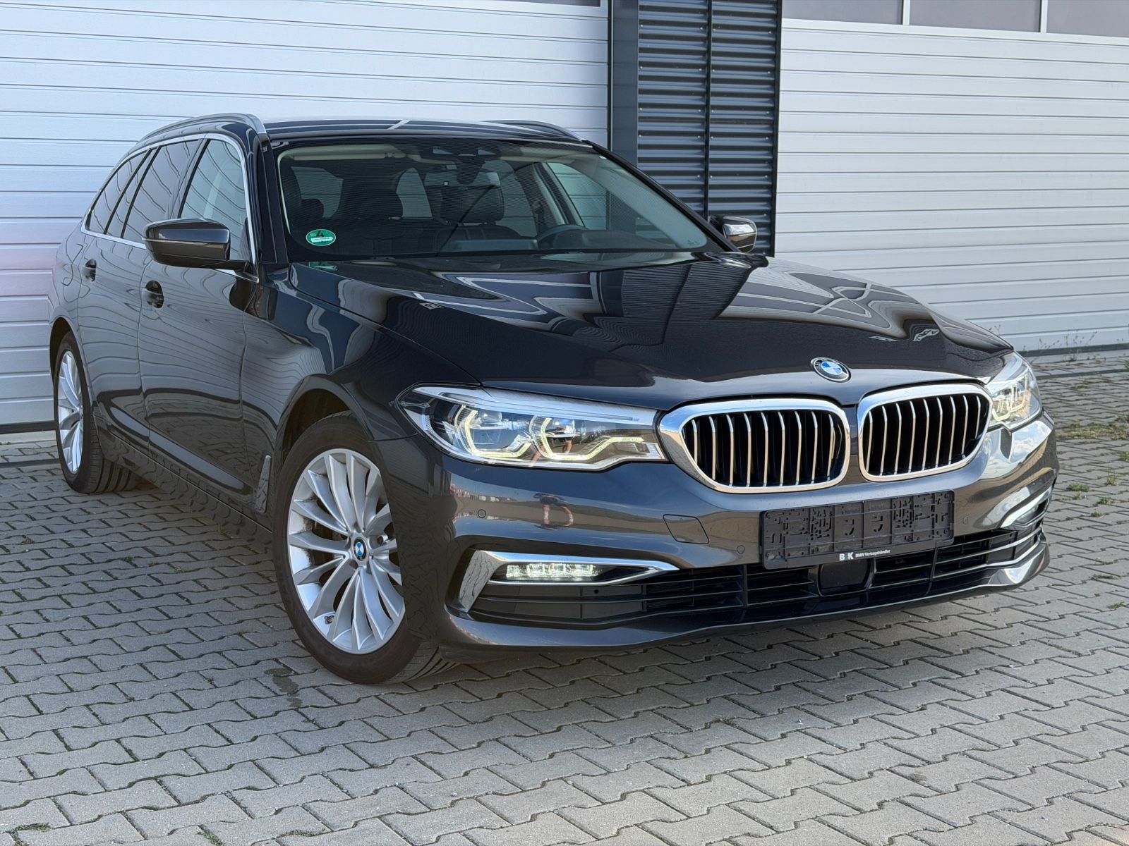 BMW 520 - 1