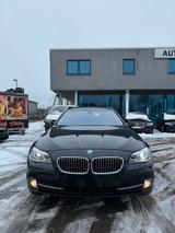 BMW 525 5 Touring 525 d - schwarze BMW 525