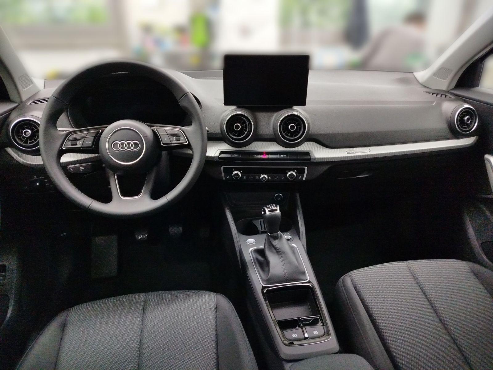 Audi Q2 30 TFSI LED DAB VC PDC Sitzheizung