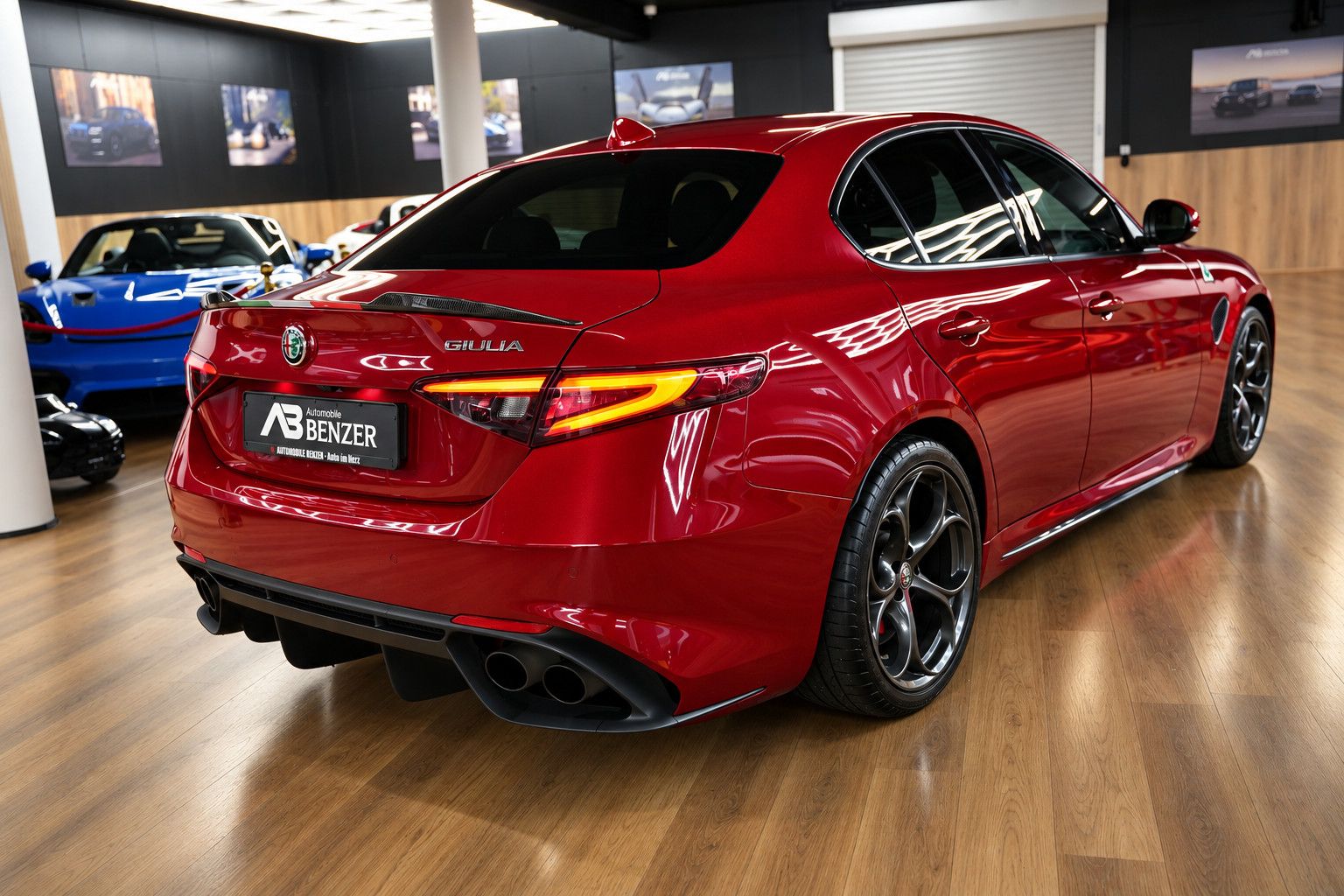 Fahrzeugabbildung Alfa Romeo Giulia Quadrifoglio *Carbon*HarmanKardon*ACC*Kam
