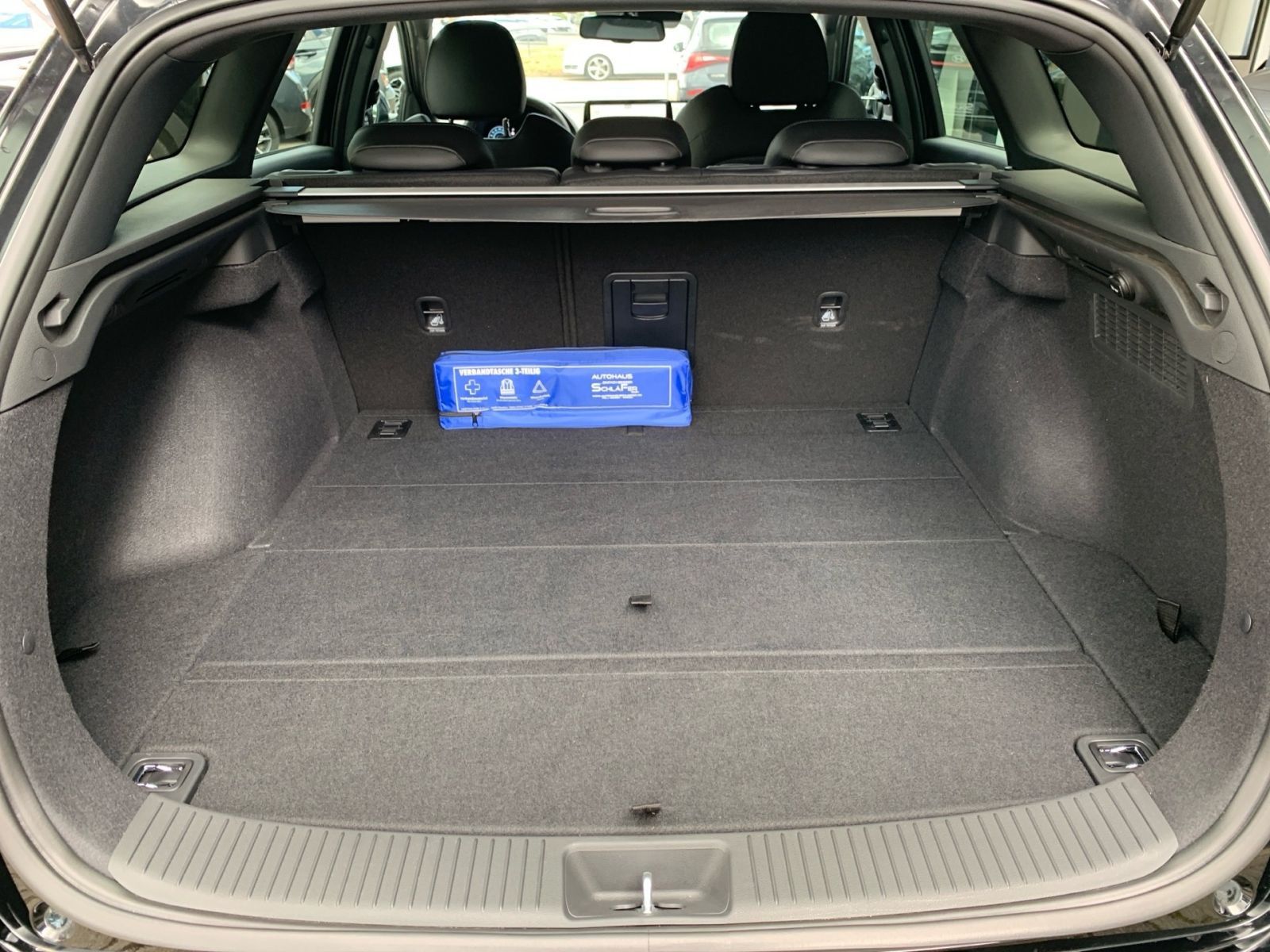 Fahrzeugabbildung Hyundai i30 Kombi 1.5 T-GDI 7-DCT N Line Mild-Hybrid Sit