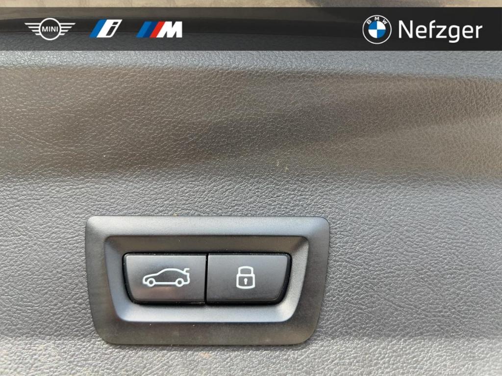 BMW X3 M40 i Laser AHK Pano HUD Standheizung HiFi