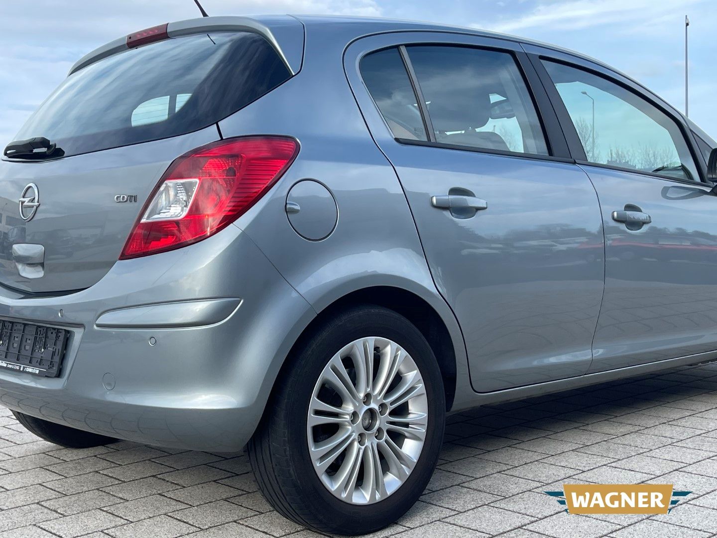 Fahrzeugabbildung Opel Corsa D Innovation Sitzheizung Klimaautomatik