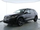Volkswagen Tiguan Allspace 1.5 TSI Life|AHK|Navi|Matrix|PDC - VW Tiguan Allspace LIFE Gebrauchtwagen