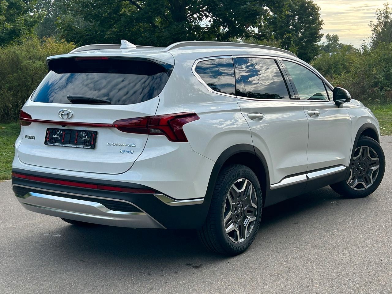 Fahrzeugabbildung Hyundai Santa Fe Hybrid 1.6 T-GDI HEV PrimePano*MIETKAUF