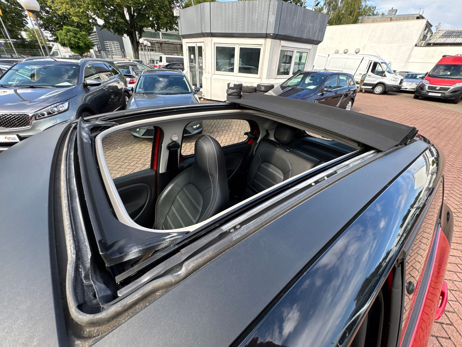 Fahrzeugabbildung Smart ForFour 66KW PRIME EXCLUSIVE PANO NAVI LED VOLL