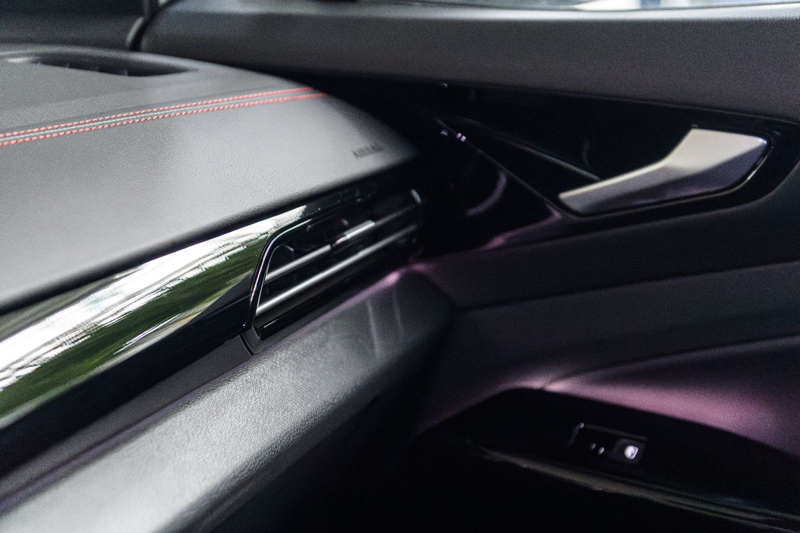 Fahrzeugabbildung Volkswagen ID.4 GTX 4Motion IQ-LIGHT+AHK+WÄPU+KAMERA+HuD+21