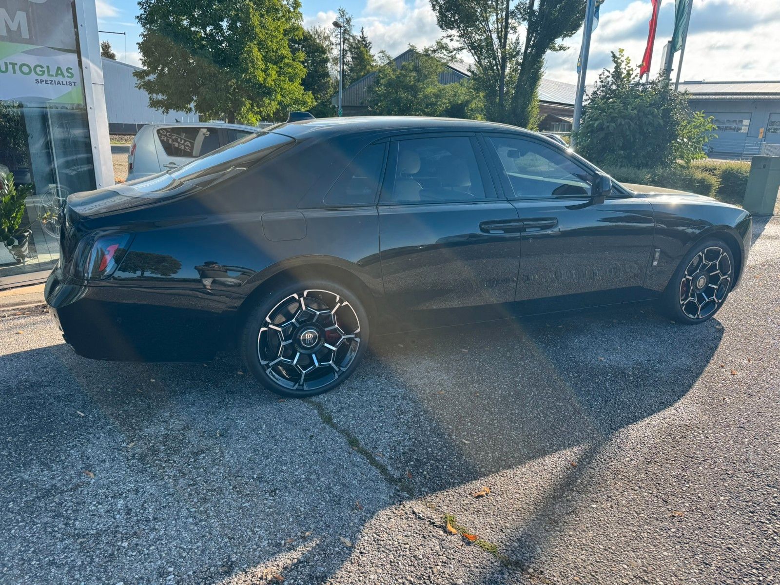 Rolls-Royce Ghost Black Badge foto 5