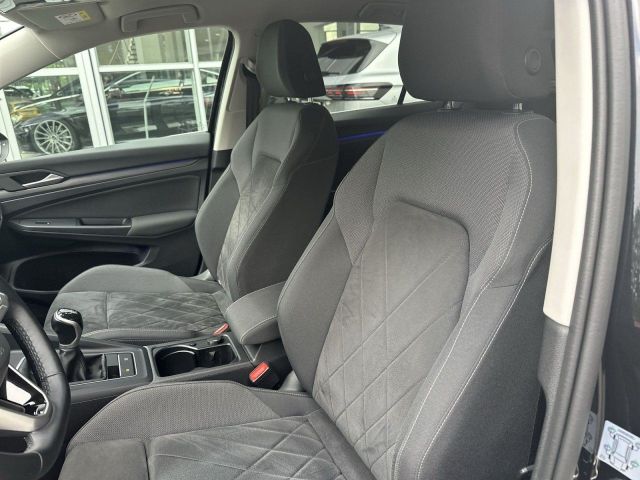 Golf VIII 1.5 TSI Style Busi-Pre. NAVI-PRO 18"AL