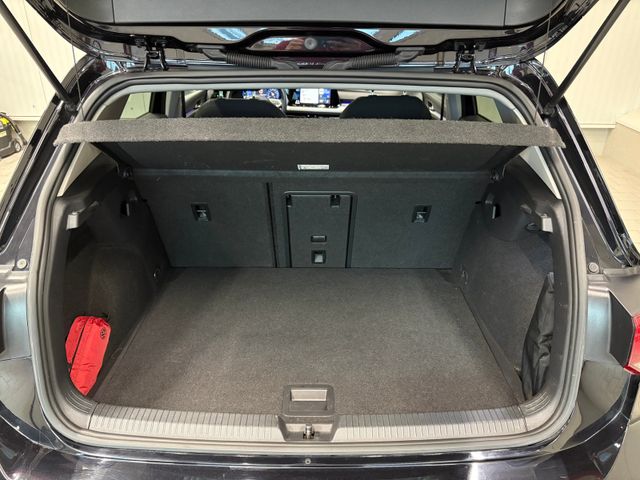 Golf VIII Life 2.0 TDI NAVI LED ACC RFK