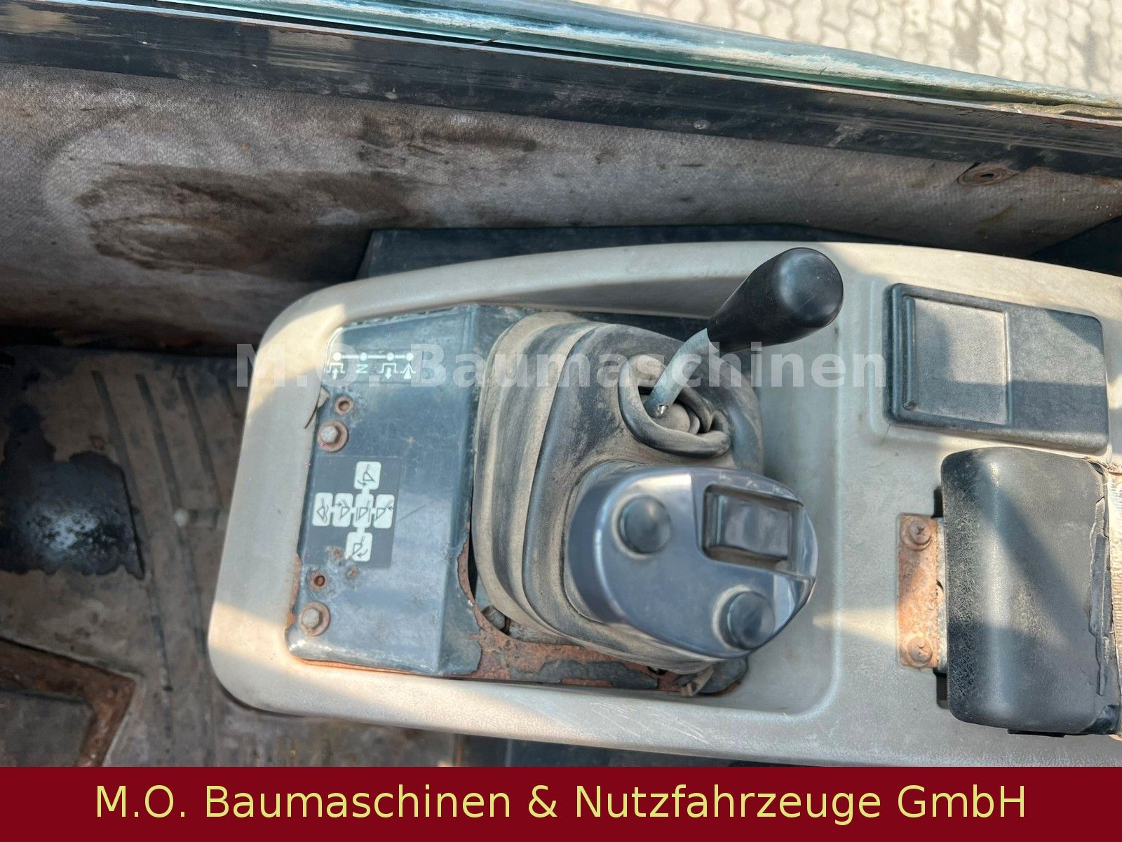 Fahrzeugabbildung Komatsu Komatsu WA100M-5/ Schnellwechsler/