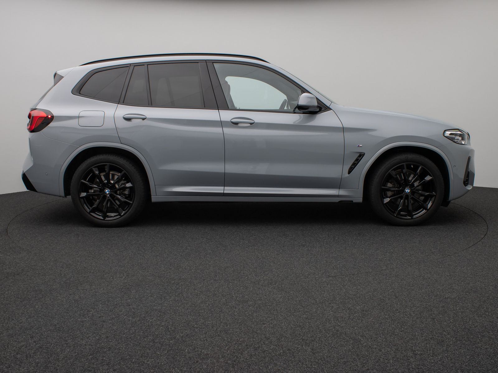 Fahrzeugabbildung BMW X3 xD20i M Sport HiFi Kamera DAB Panorama 20Zoll