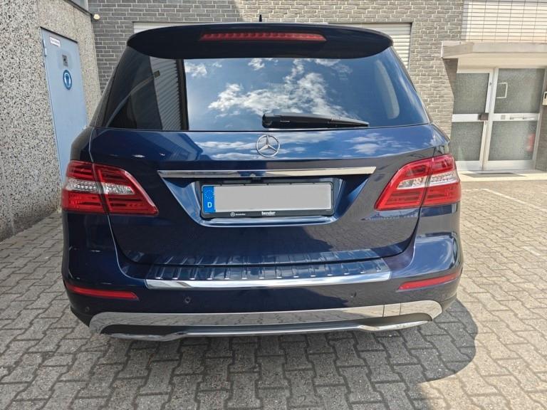 Mercedes-Benz ML350 BlueTEC 4MATIC-STH.-PANOR.D-AHK,VOLLEDER