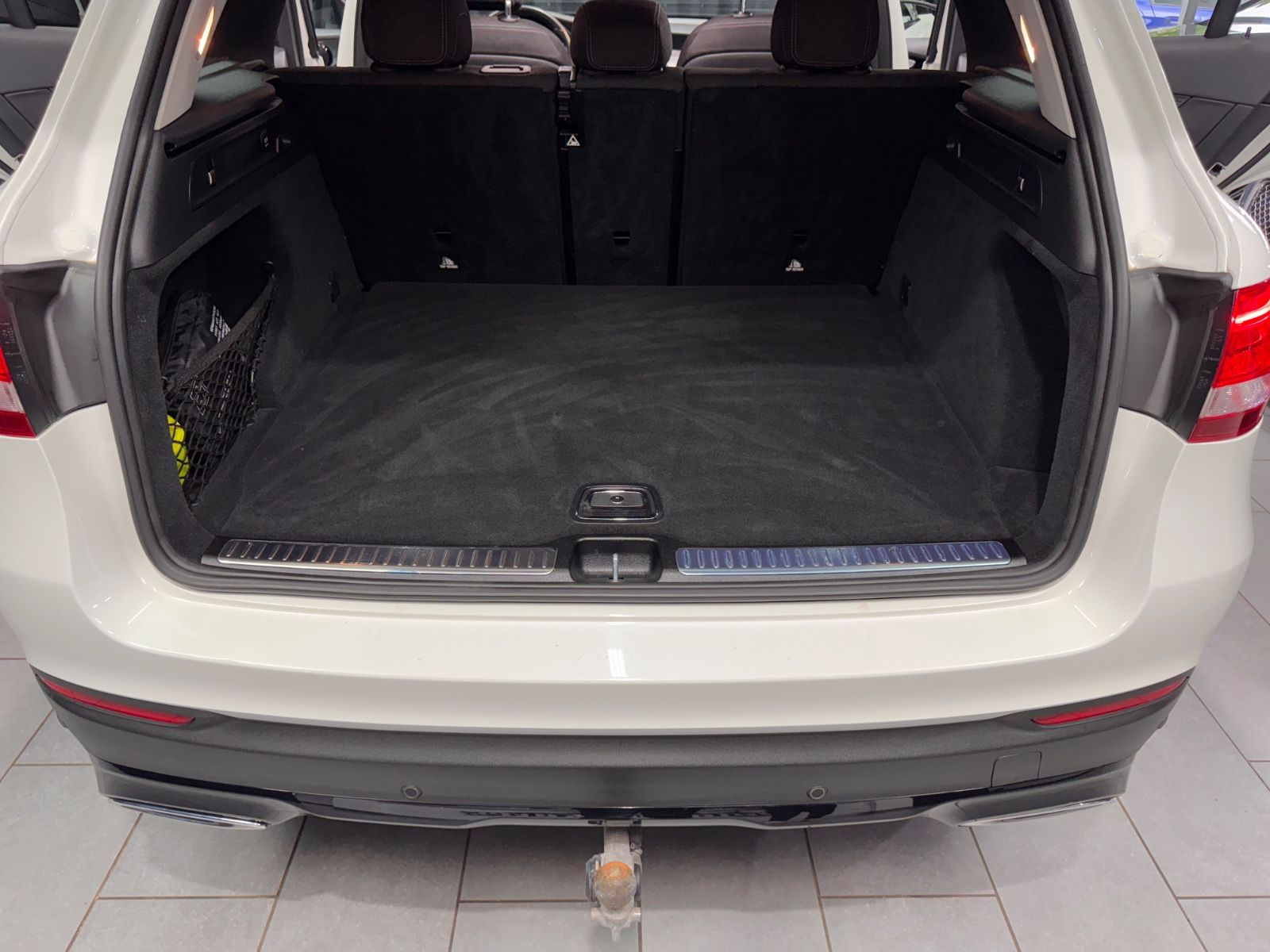 Fahrzeugabbildung Mercedes-Benz GLC 220 d 4Matic|NAVI|AUTOMATIK|AHK|KAMERA|