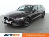 Volvo V60 2.0 D3 Momentum Pro Aut.*NAVI*CAM*SHZ*TEMPO* - Volvo V60 Gebrauchtwagen in Berlin